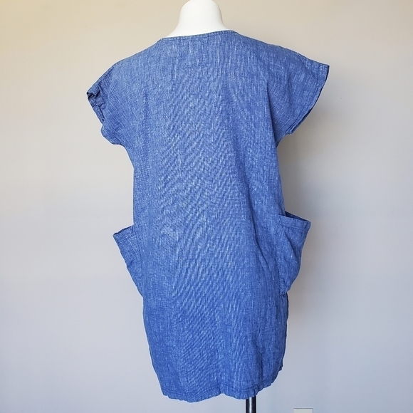 Loopy Environmentally Friendly Christmas Tree Holiday Linen Mini Dress - Picture 2 of 11